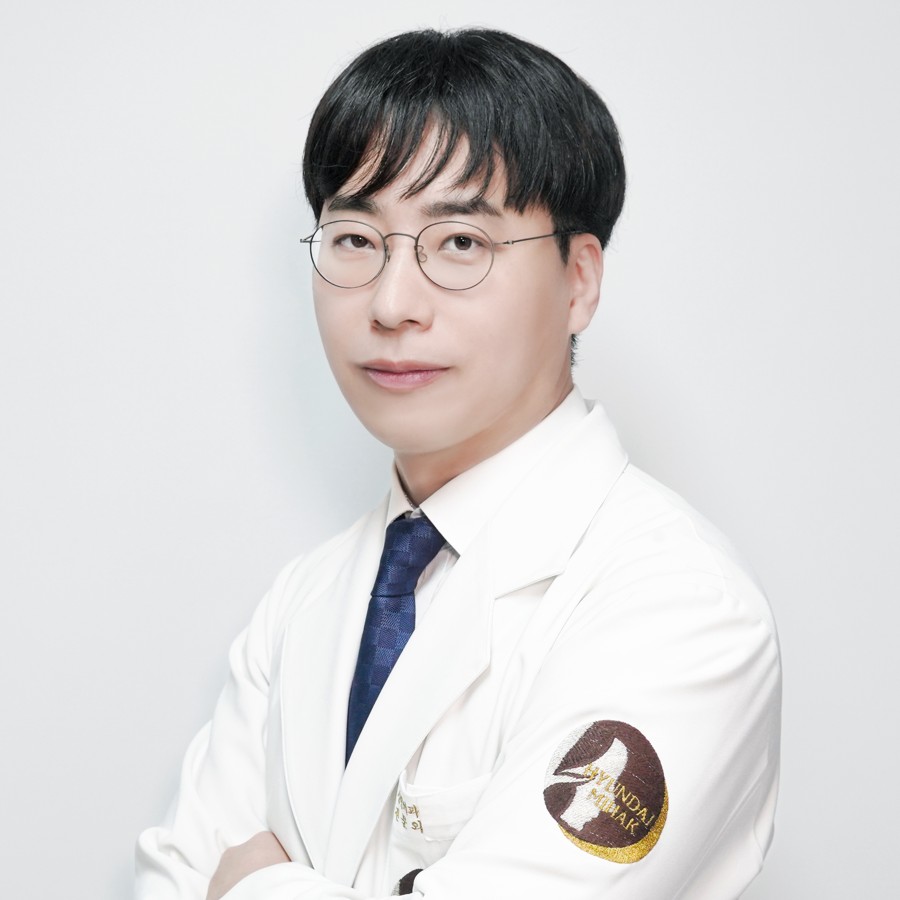 现代美学 Park June Kyu 院长